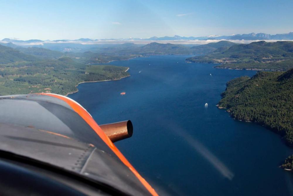 vancouver island air tours